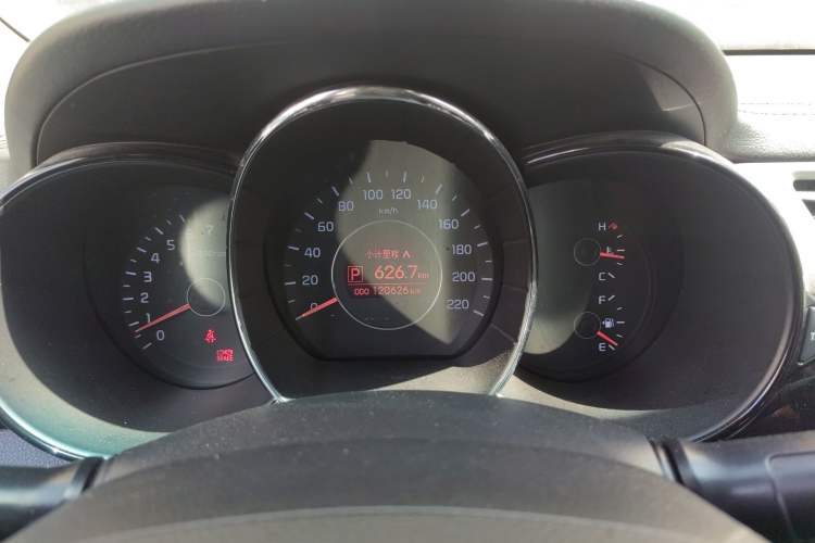 Used Kia K2 2011 Sedan 1.6L Automatic Transmission Premium Instrument Cluster