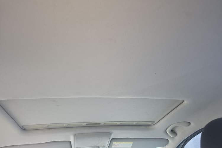 Used Volkswagen Lavida 2015 230TSI DSG Comfort Edition
