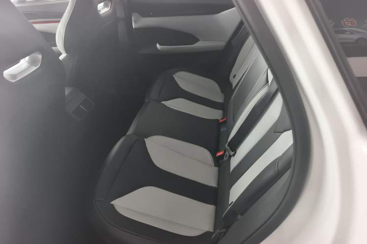 Used Changan UNI-V iDD 2024 Blue Whale Smart Electric iDD 136km Luxury Model