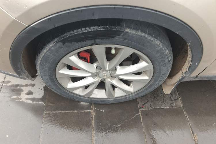 Used Geely Auto Emgrand GS 2016 Sport Edition 1.3T Automatic LingShang Model Left Front Wheel Hub