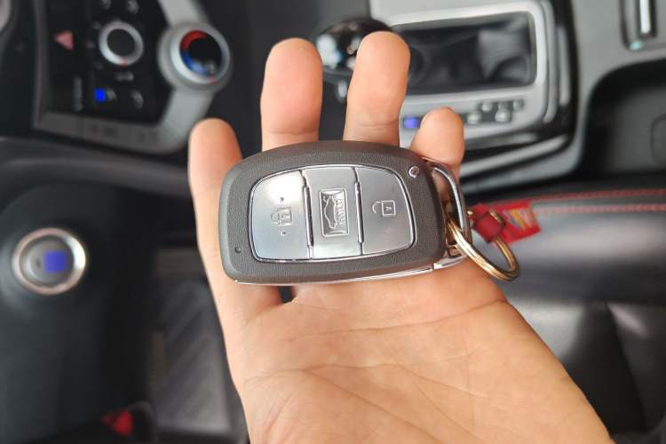 Used Hyundai Elantra (5th Generation / Langdong) 2016 1.6L Automatic Prestige Model Vehicle Key