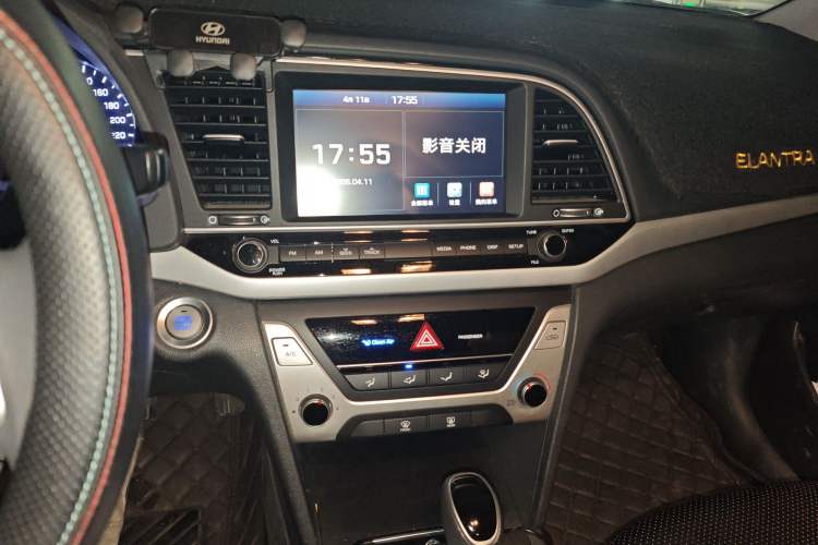 Used Hyundai Elantra (6th Generation / Lingdong) 2018 1.6L Automatic 15th Anniversary Special Edition Audio And AC Panel