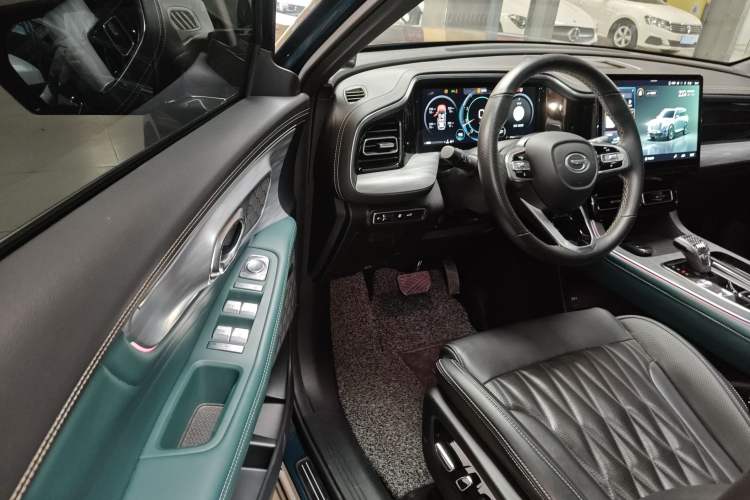 Used GAC Trumpchi GS8 2022 Linghang Series 2.0 TGDI Two-Wheel-Drive Luxury Smart Connectivity Version (7 Seats) Driver Seat