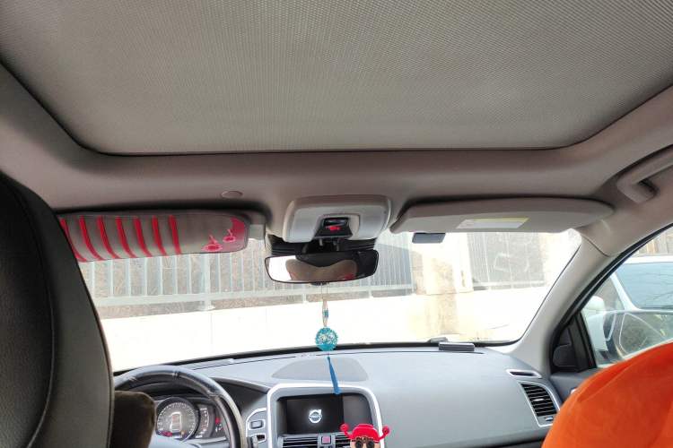 Used Volvo XC60 2017 T5 AWD Smart Range Edition Headliner