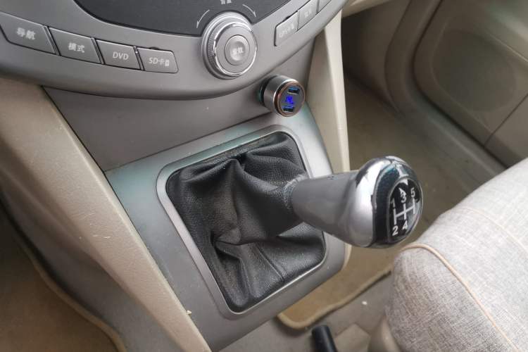 Used BYD S6 2013 Platinum Edition 2.0L Manual Elite Model
