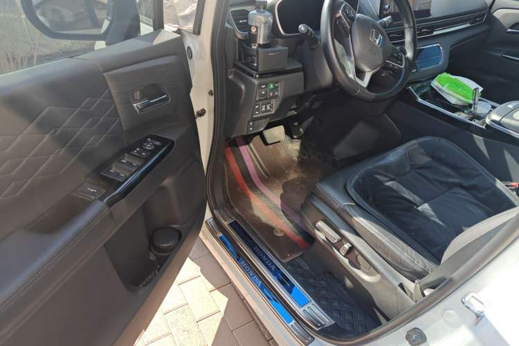 Used Honda Elysion 2022 2.0L eHEV Luxury Edition
