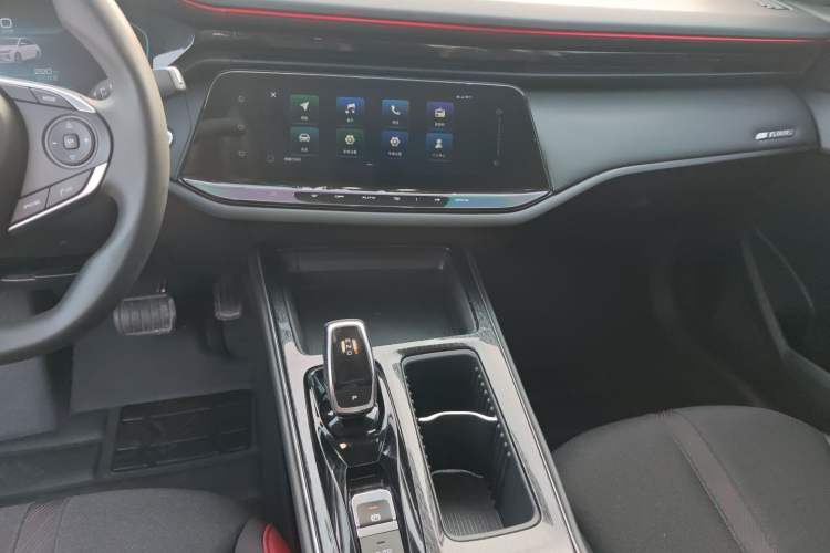 Used Dongfeng Aeolus Yixuan MAX 2024 1.5T Luxury Edition
