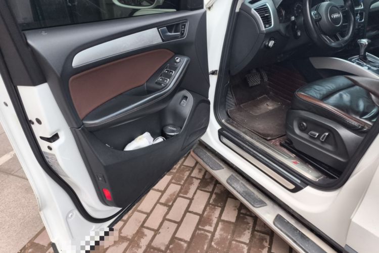 Used Audi Q5 2018 Collector's Edition 40 TFSI Technology Model