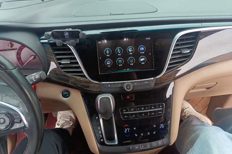 Used Buick GL8 2017 ES 28T Flagship Model China V Standard
