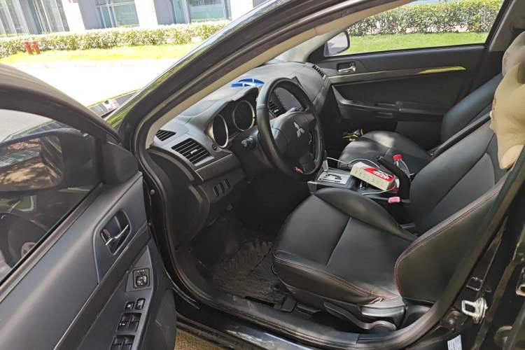 Used Mitsubishi Lancer EX 2012 Fashion Edition 1.8L CVT Comfort Version
