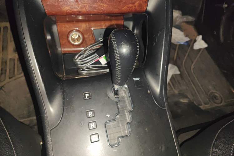 Used Hyundai ix35 2013 2.0L Automatic Two-Wheel Drive Smart GLS China IV Standard
