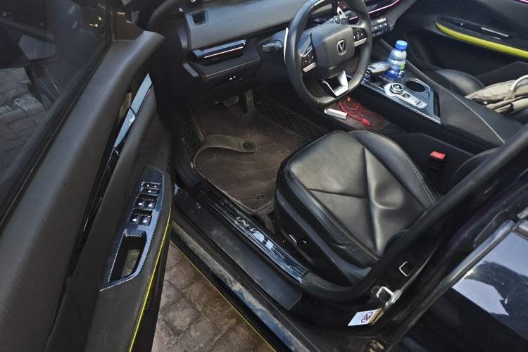 Used CHANGAN UNI-V 2022 1.5T Sport Edition Driver Seat