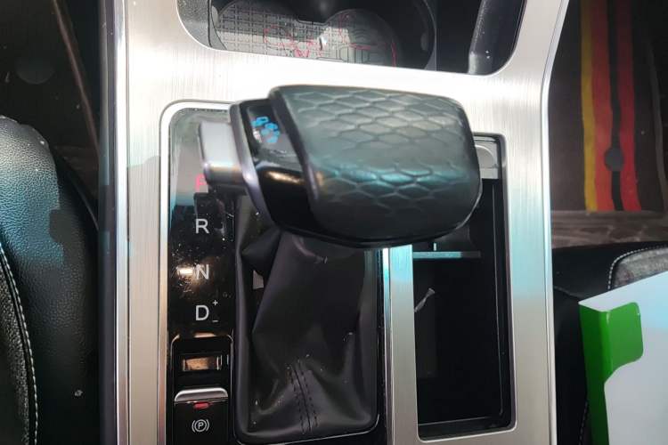 Used JETOUR X70 2020 1.5T DCT Comfort Edition 5-seater