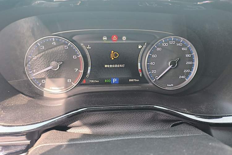 Used GAC Trumpchi M8 2018 320T Luxury Edition Odometer Close Up