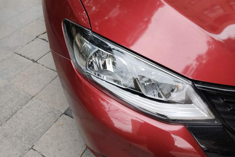 Used Nissan Tiida 2019 1.6L CVT Smart Drive Version China VI Standard