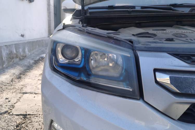 Used CHANGAN CS75 2017 Shangku Edition 1.5T Manual ZhiXiang Model
