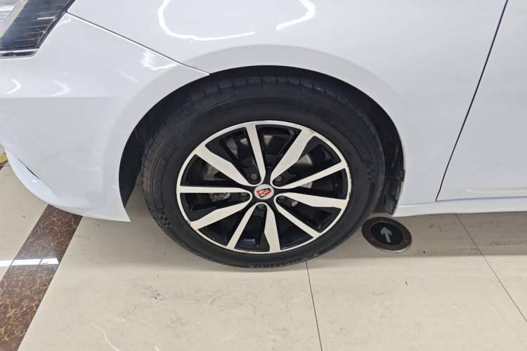 Used Roewe i6 2018 20T Automatic Flagship Edition
