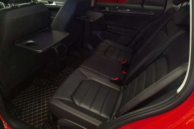 Used Volkswagen Golf Sportsvan 2016 230TSI Automatic Luxury Version