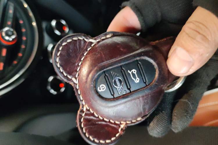 Used MINI 2020 1.5T COOPER Artist