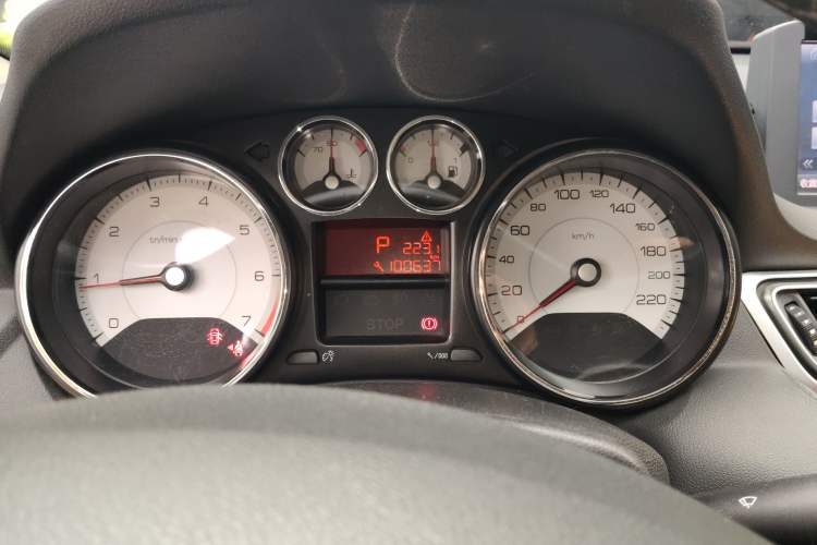 Used Peugeot 308 2014 Enjoyment Edition Classic 1.6L Automatic Fashion Model