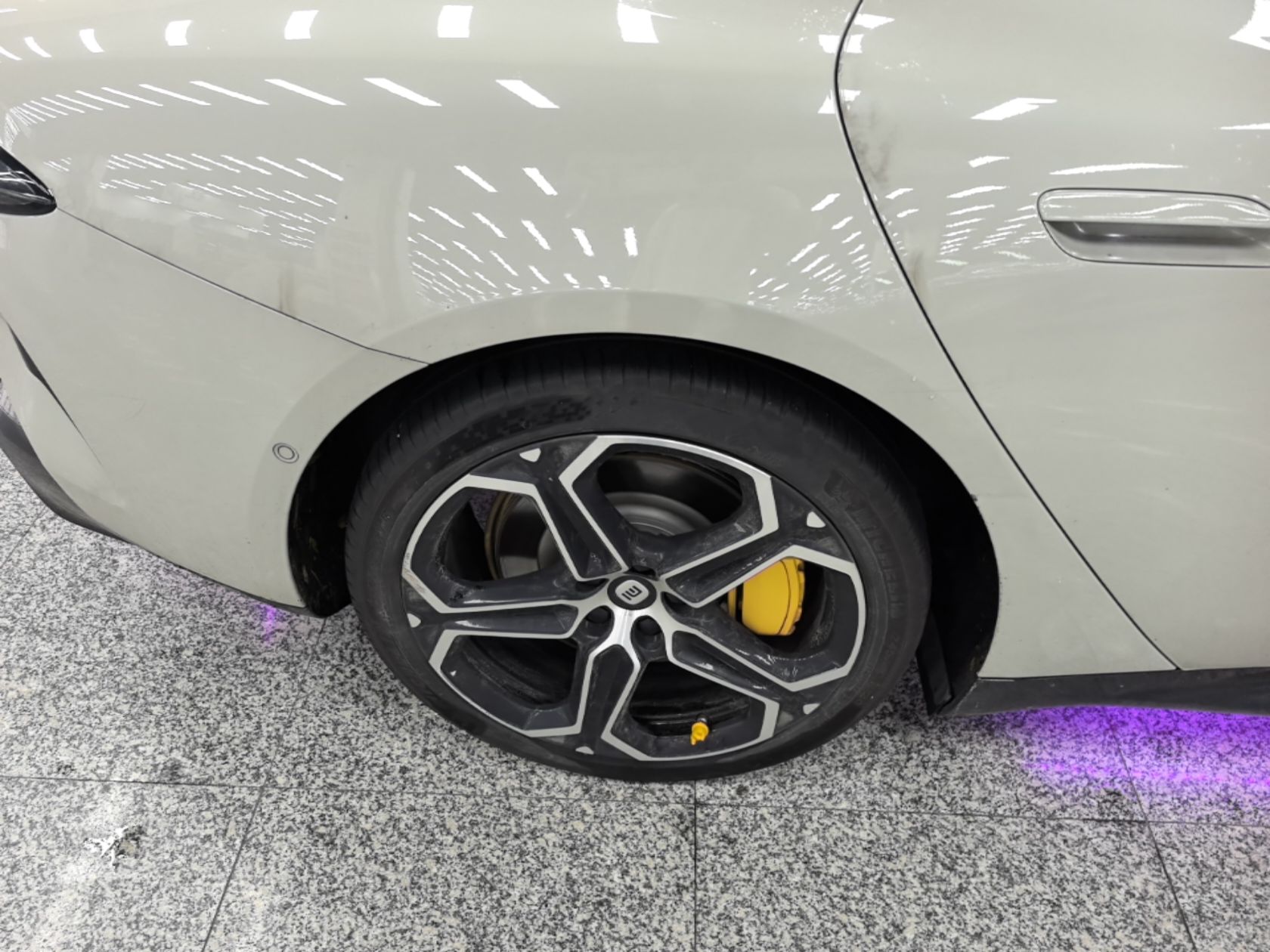 Xiaomi Auto SU7 2024 Rear-Drive Ultra-Long Range Advanced Pro-Level Intelligent Driving Version — снимка 11