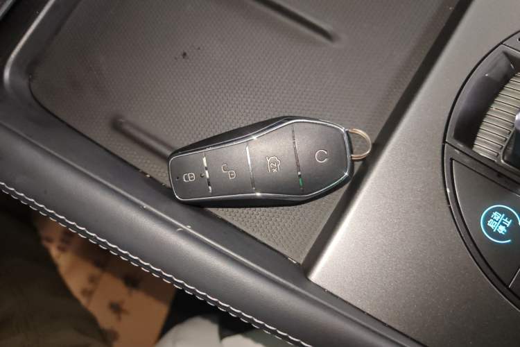 Used BYD Seal 06 New Energy 2024 DM-i 80KM Prestige Model
