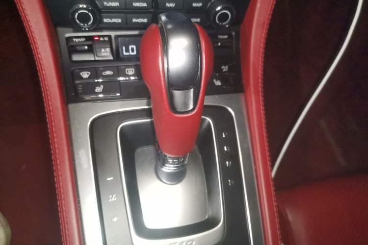 Used Porsche 718 2020 Boxster 2.0T Gear Lever