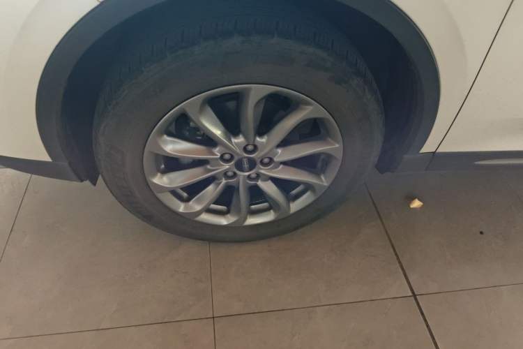 Used Lincoln Corsair 2021 2.0T Two-Wheel Drive Deluxe Edition