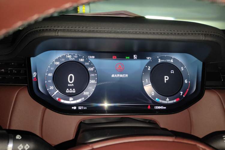 Used Land Rover Range Rover 2023 3.0 L6 400 PS Extended Long-Wheelbase Version