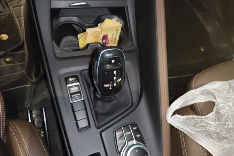 Used BMW X1 2020 sDrive25Li Leading Model Gear Lever