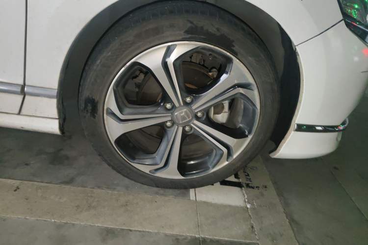 Used Honda Spirior 2017 2.0L Classic Edition Right Front Wheel Hub