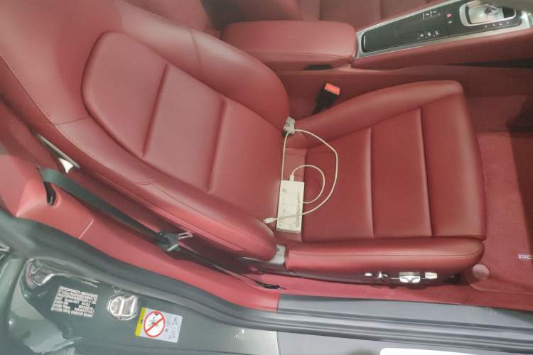 Used Porsche 718 2020 Cayman 2.0T
