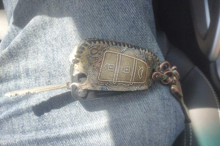 Used Geely Auto Vision X3 2017 1.5L Manual Luxury Model Vehicle Key