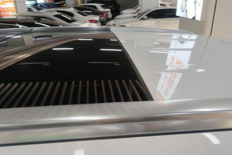 Used Mercedes-Benz GLC 2019 Facelift GLC 260 L 4MATIC Luxury Model Roof