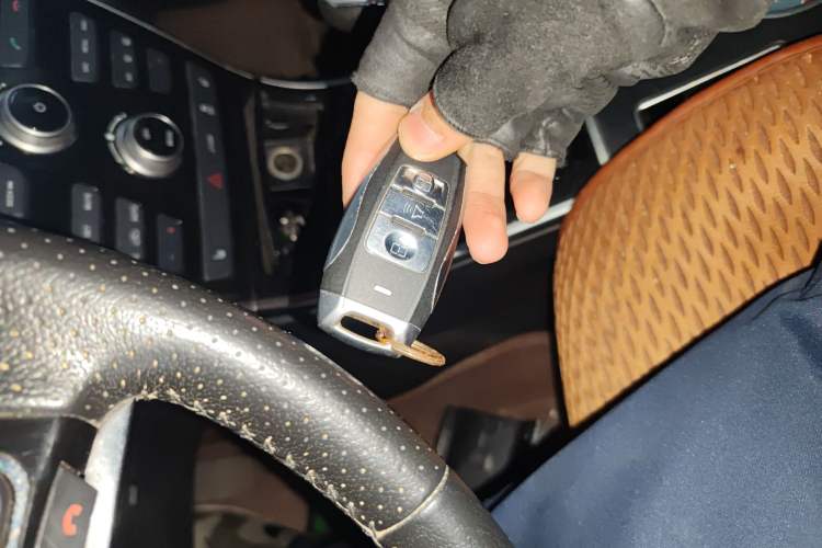 Used Haval H2 2016 Red-Label 1.5T Manual Two-Wheel Drive Luxury Model