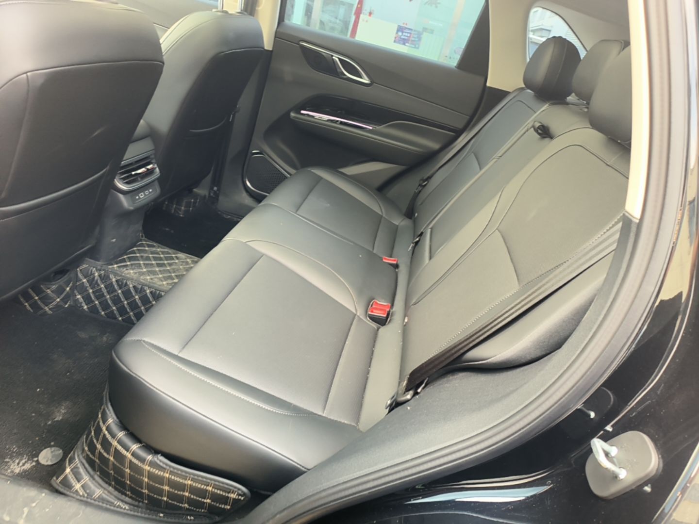 Hongqi HS3 PHEV 2025 Model 117km Jingwei Edition — снимка 20