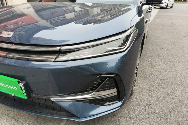 Used Geely Galaxy A7 2025 Model EM-i 150km Starship Edition