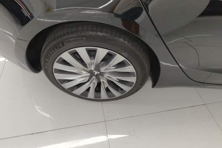 Used Tesla Model 3 2023 Rear-Wheel-Drive Version