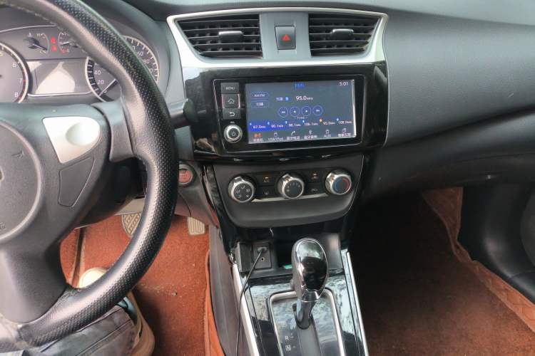 Used Nissan Sylphy 2016 1.6 XL CVT Deluxe Edition Audio And AC Panel