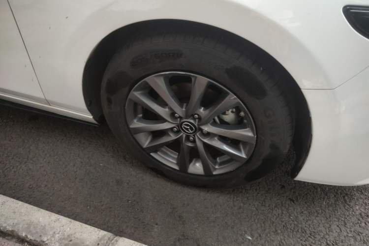 Used Mazda 3 Axela 2020 1.5L Automatic ZhiMei Edition