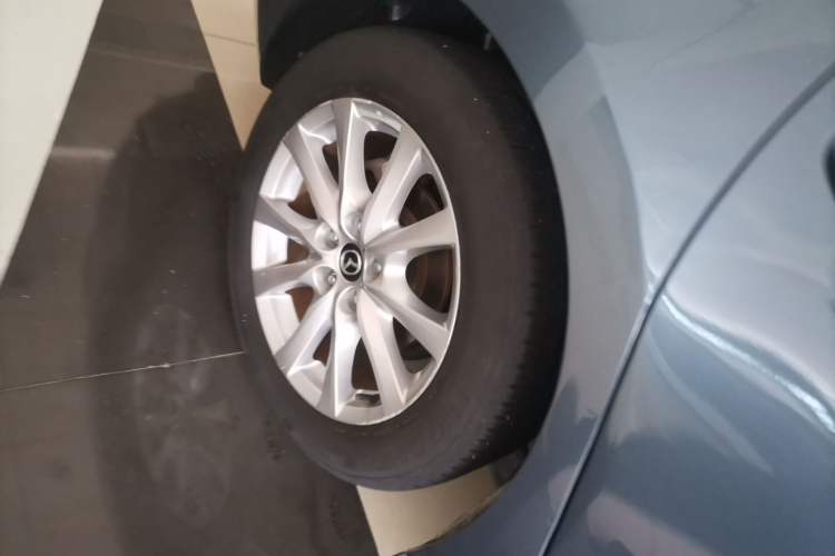 Used Mazda Atenza 2015 2.0L Blue Sky Luxury Edition