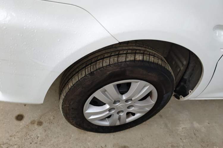 Used FORTHING Lingzhi M5 2025 Model 110km Range-Extended Comfort Version, 7 Seats
