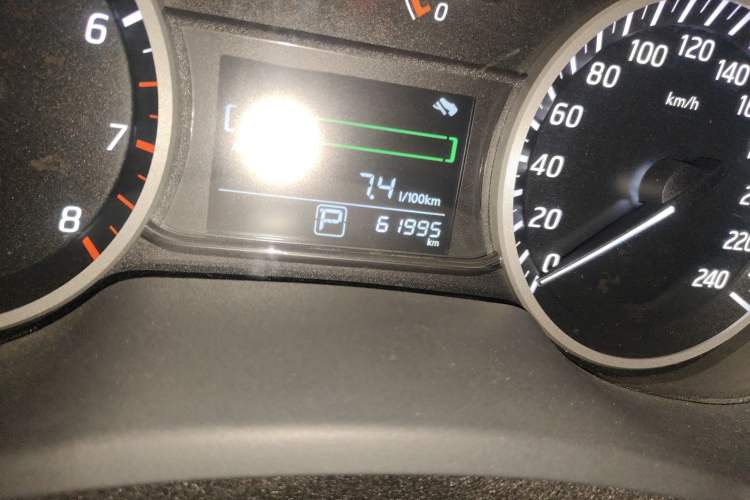 Used Nissan Sylphy 2019 Classic 1.6XE CVT Comfort Edition Odometer Close Up