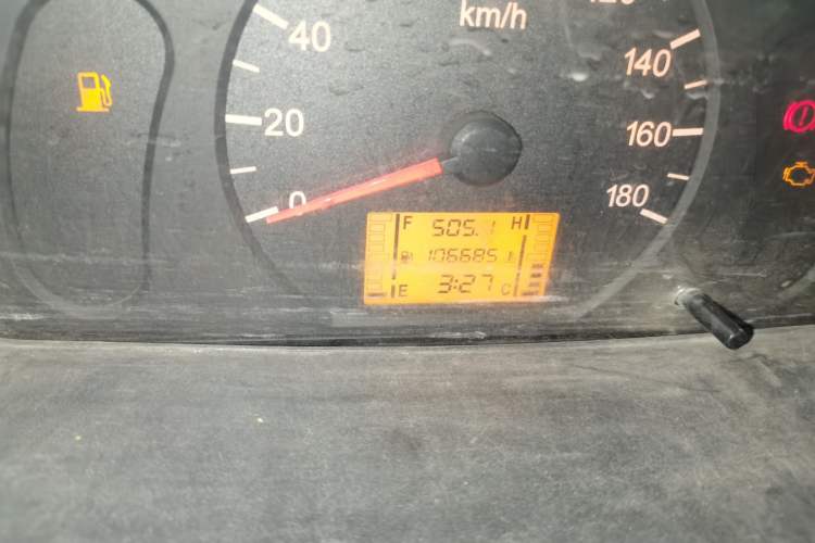 Used Wuling Zhiguang 2010 1.0L New Version Practical Short-Body L2Y