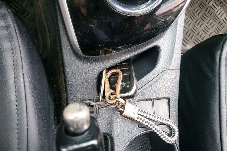 Used Toyota Corolla 2017 Revised Dual-Engine 1.8L E-CVT Leading Edition Vehicle Key