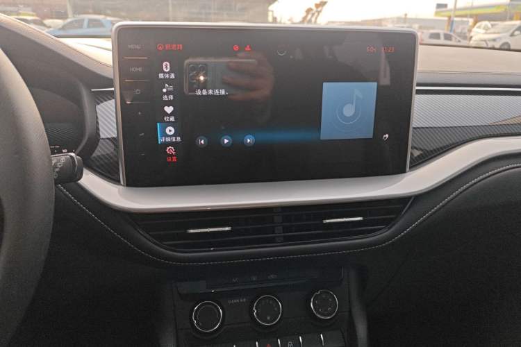 Used Skoda Kodiaq 2022 Facelifted TSI330 5-Seater Two-Wheel-Drive Luxury Edition