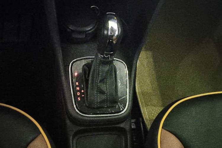 Used Volkswagen Polo 2014 1.6L Cross Polo Automatic