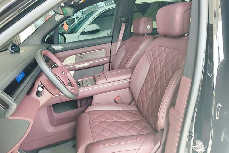 Used Nio ES8 2026 Model 6-seat Executive Luxury Edition Left Front Seat