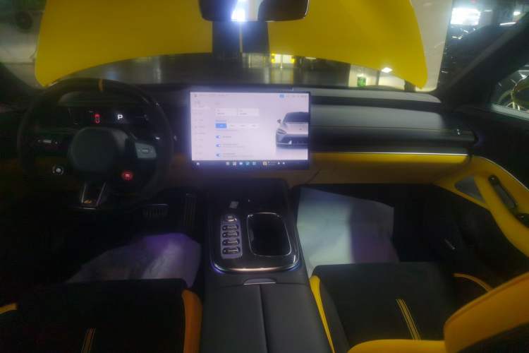 Used Xiaomi Auto SU7 Ultra 2025 Ultra Model Audio And AC Panel