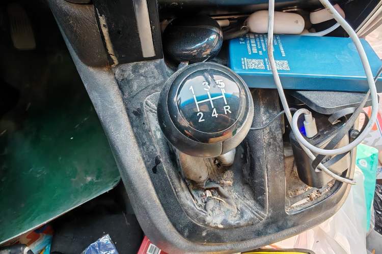 Used Jinbei Express 2017 2.0L Standard Version V19
